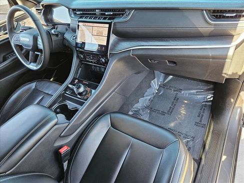 Used 2024 Jeep Grand Cherokee Limited 4xe image 21