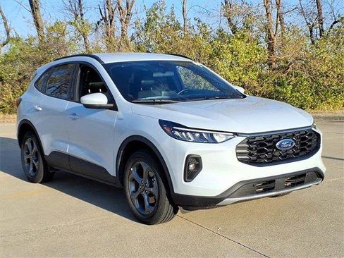 Used 2025 Ford Escape ST-Line Select image 6