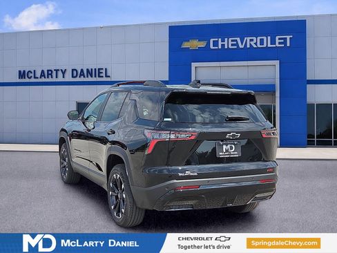 New 2026 Chevrolet Equinox RS w/ Convenience Package III FWD image 4