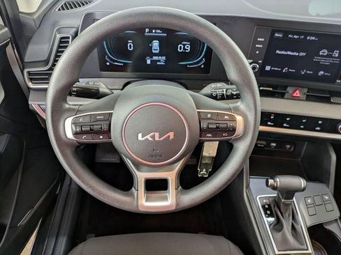 Certified 2023 Kia Sportage LX AWD/4WD image 17