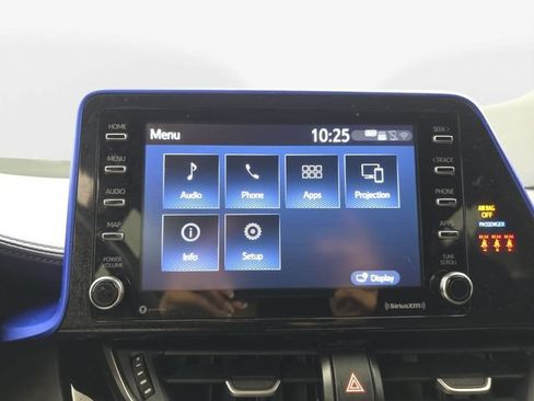 Used 2021 Toyota C-HR XLE FWD image 21
