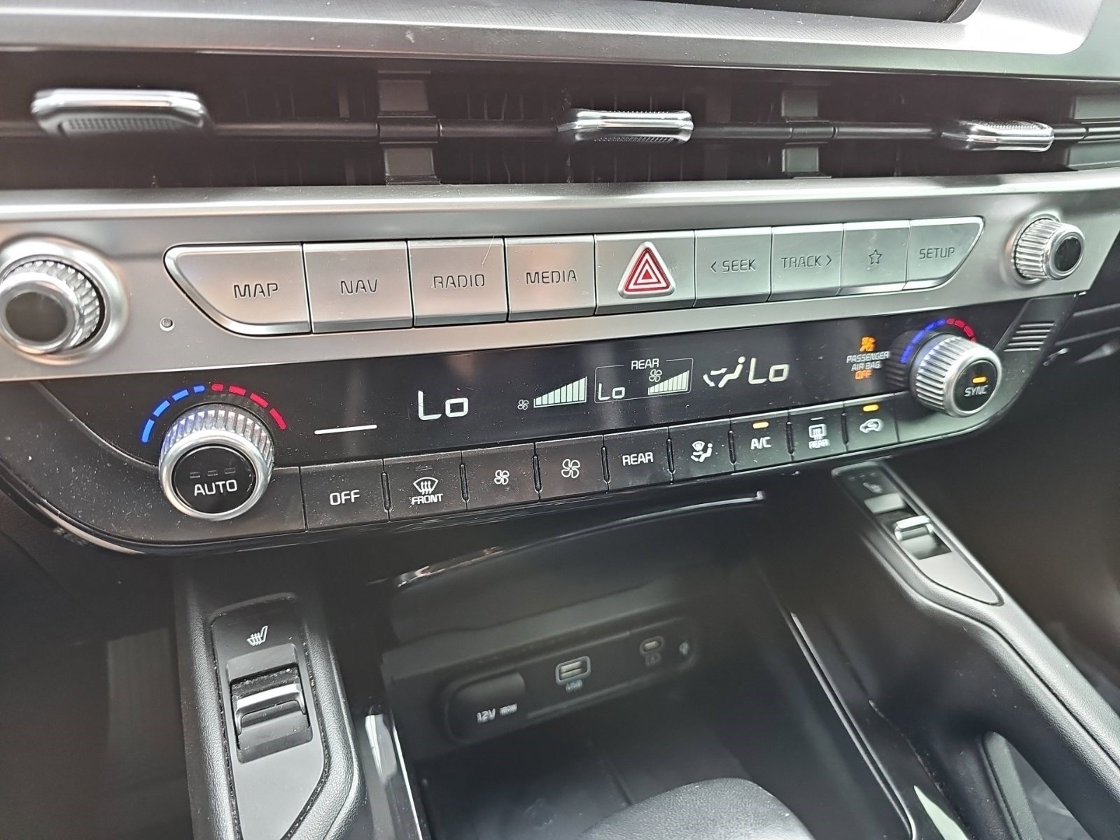 Used 2023 Kia Telluride S AWD/4WD image 21
