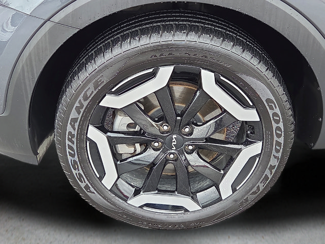 Used 2024 Kia Telluride S w/ S Sunroof Package FWD image 9