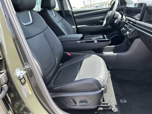 New 2026 Hyundai Tucson Limited FWD image 26