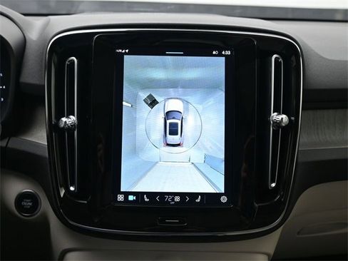 Used 2023 Volvo XC40 B5 Plus w/ Driver Assist Package image 21