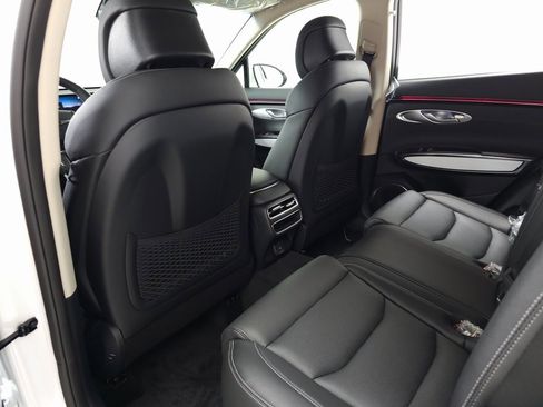 Used 2026 Genesis GV70 2.5T image 24