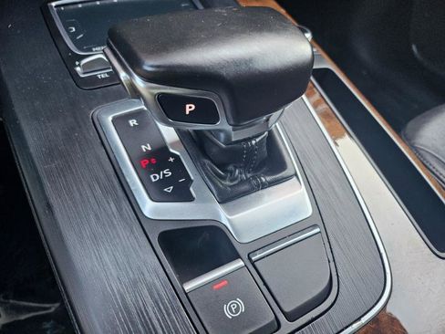 Used 2018 Audi Q5 2.0T Premium Plus w/ Premium Plus Package image 63