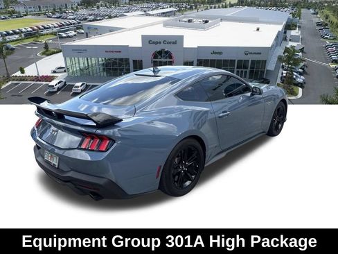 Used 2024 Ford Mustang GT RWD image 3