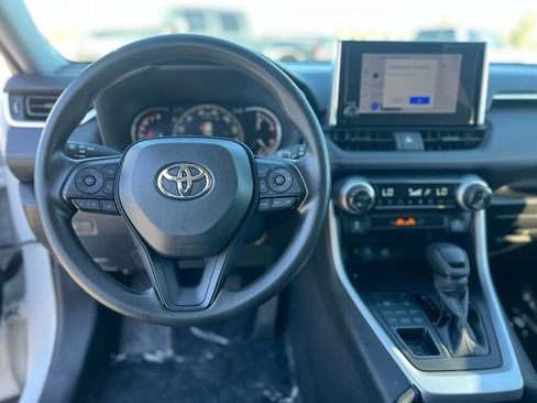 Used 2024 Toyota RAV4 XLE AWD/4WD image 13