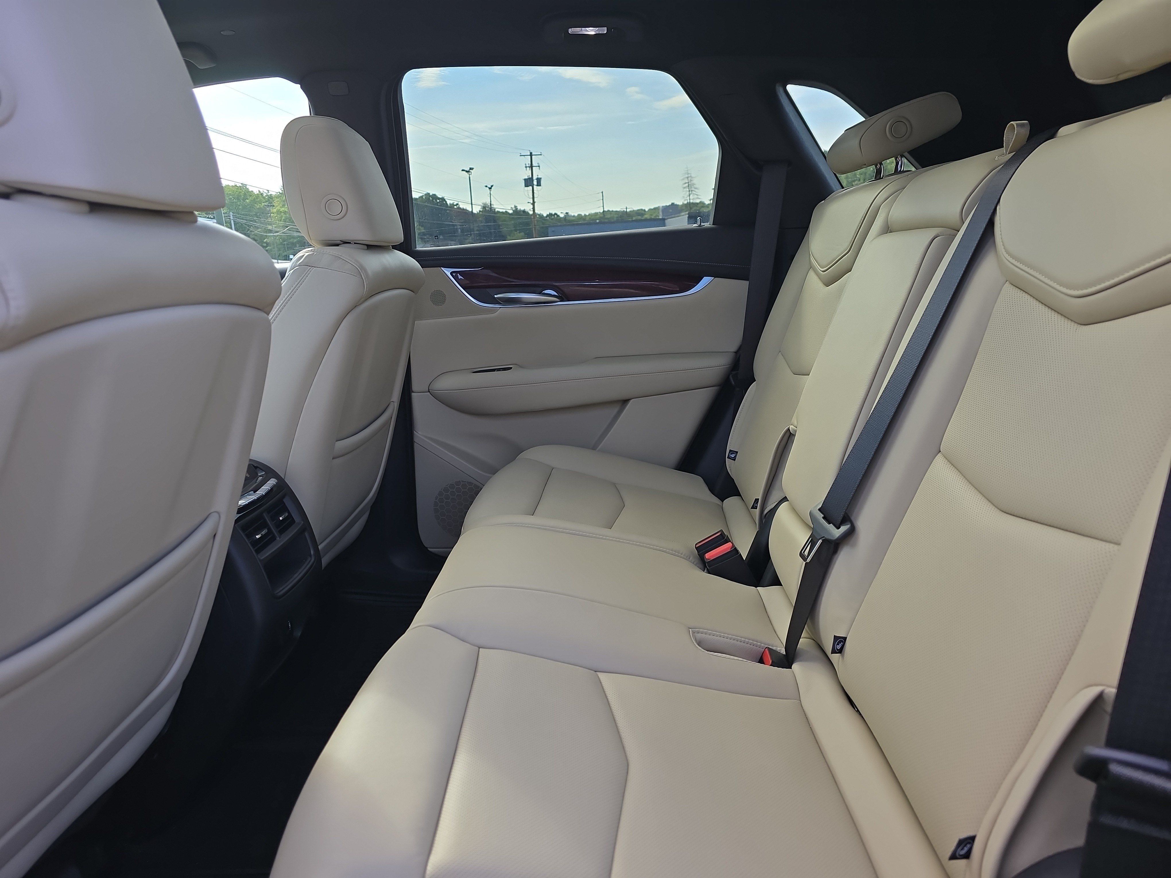 Used 2019 Cadillac XT5 Premium Luxury AWD/4WD image 13