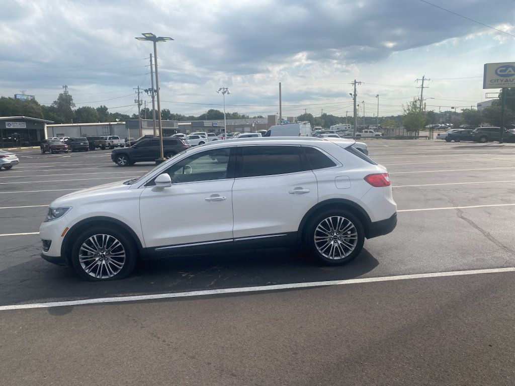 Used 2016 Lincoln MKX Reserve w/ Climate Package FWD image 1