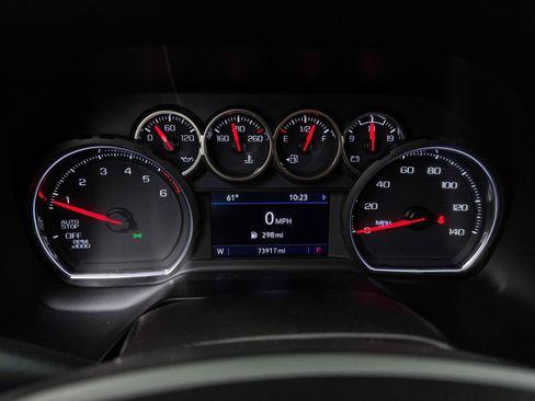 Used 2021 Chevrolet Suburban LS image 34