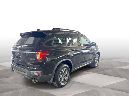 Used 2023 Honda Passport TrailSport image 8