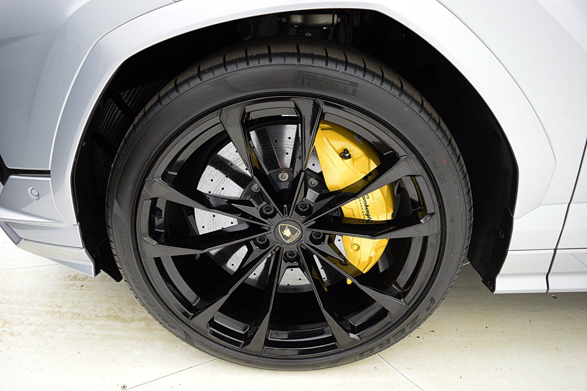 Used 2023 Lamborghini Urus S AWD/4WD image 44