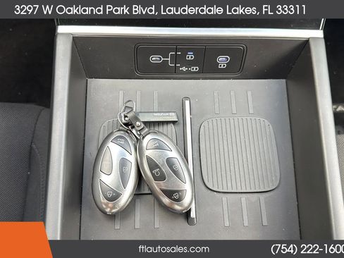 Used 2025 Hyundai Santa Fe SE image 53