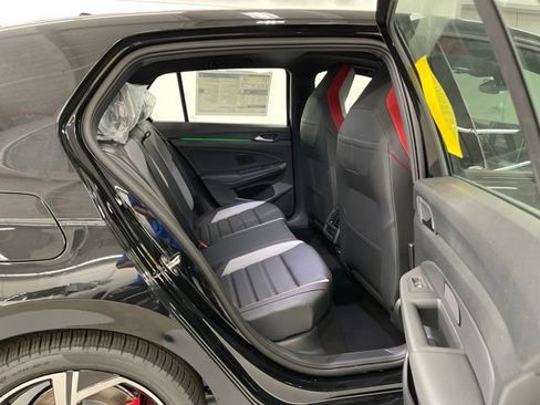 New 2026 Volkswagen GTI SE FWD image 10