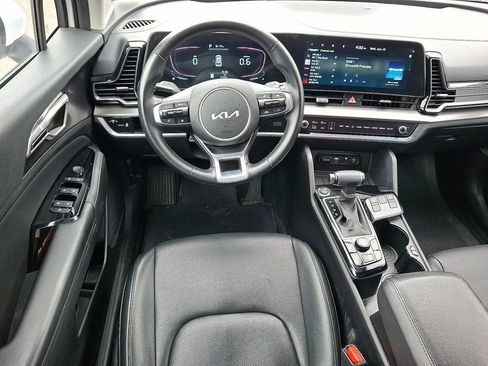 Used 2024 Kia Sportage EX AWD/4WD image 12