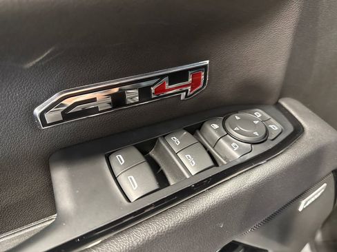 Used 2023 GMC Sierra 1500 AT4 w/ AT4 Preferred Package AWD/4WD image 32