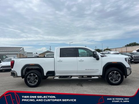 New 2026 GMC Sierra 2500 SLE w/ SLE Value Package; AWD/4WD image 8