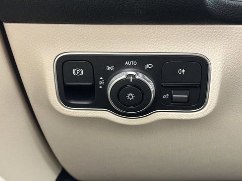 Certified 2025 Mercedes-Benz EQB 250+ image 34