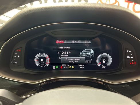 Used 2023 Audi Q8 Prestige w/ Prestige Package AWD/4WD image 27