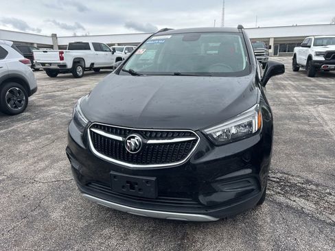 Used 2020 Buick Encore Preferred FWD image 2