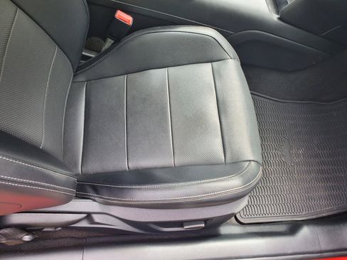 Used 2015 Ford Mustang GT Premium RWD image 36