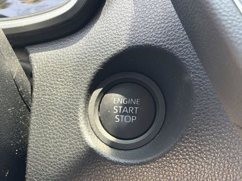 Used 2024 Toyota Corolla Cross XLE w/ Convenience Package FWD image 16