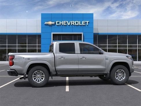 New 2025 Chevrolet Colorado LT w/ LT Convenience Package image 30
