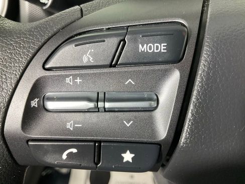 Used 2023 Hyundai Kona SEL image 17