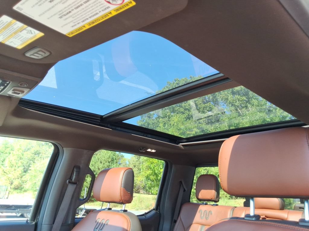 Used 2021 Ford F350 King Ranch w/ King Ranch Ultimate Package AWD/4WD image 27