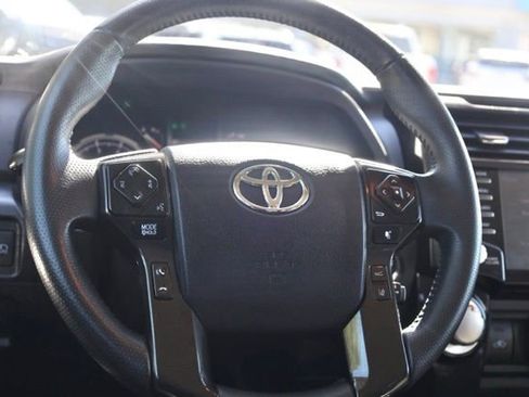 Used 2024 Toyota 4Runner TRD Off-Road image 31