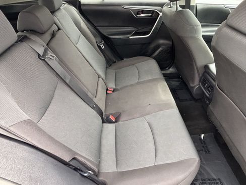 Used 2025 Toyota RAV4 XLE FWD image 11