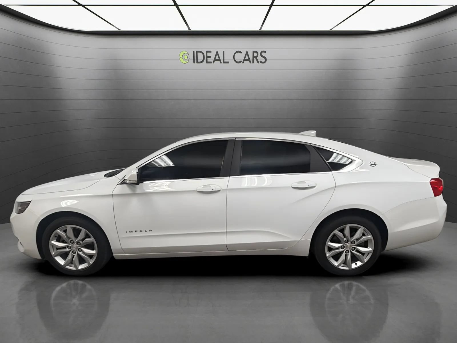 Used 2019 Chevrolet Impala LT FWD image 2