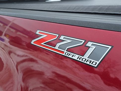 Used 2018 Chevrolet Colorado Z71 image 34