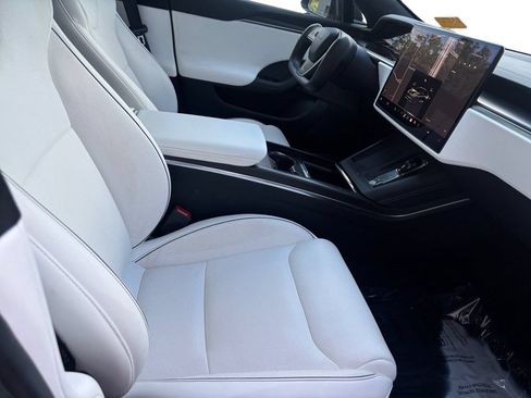 Used 2022 Tesla Model S Plaid AWD/4WD image 15