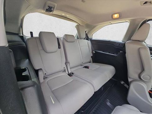 Used 2024 Honda Odyssey Touring image 16