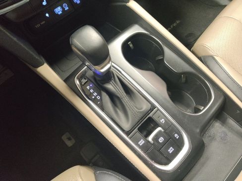 Used 2020 Hyundai Santa Fe SEL w/ Cargo Package image 26