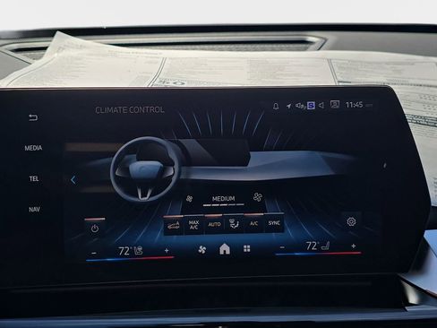 New 2026 BMW X1 xDrive28i w/ Technology Package image 18