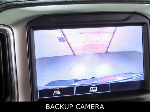 Used 2021 Chevrolet Silverado 1500 LT Trail Boss w/ Convenience Package II AWD/4WD image 19