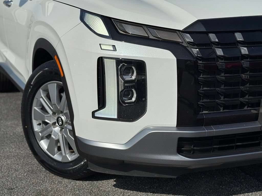 Used 2024 Hyundai Palisade SEL FWD image 3
