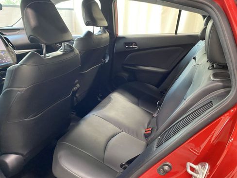 Used 2021 Toyota Prius Prime XLE w/ Carpet Mat Package (TMS) FWD image 17