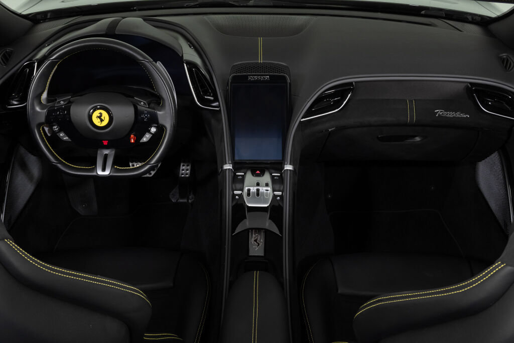 Used 2025 Ferrari Roma Spider RWD image 22