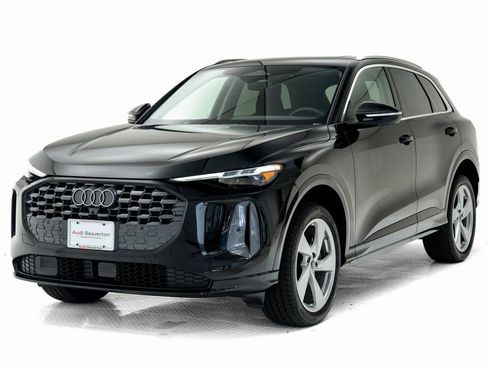 New 2025 Audi Q5 2.0T Premium Plus image 3