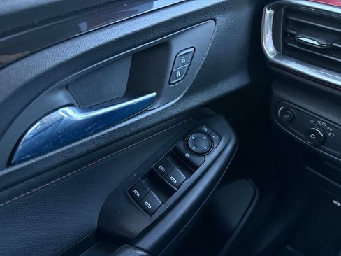 Used 2022 Chevrolet TrailBlazer RS w/ Driver Confidence Package image 12