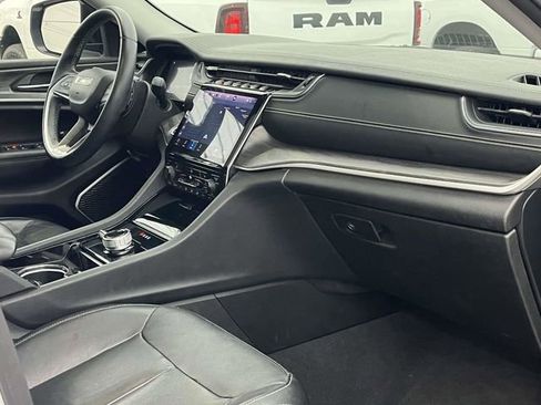 Used 2022 Jeep Grand Cherokee L Limited w/ MOPAR Finishing Package image 27