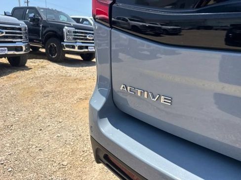 Used 2025 Ford Expedition Active AWD/4WD image 9