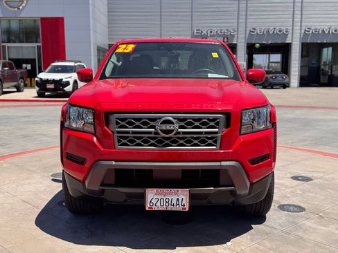 Certified 2023 Nissan Frontier SV w/ Technology Package RWD image 3