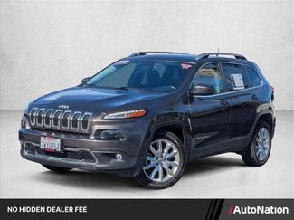 Used 2017 Jeep Cherokee Limited FWD video 1
