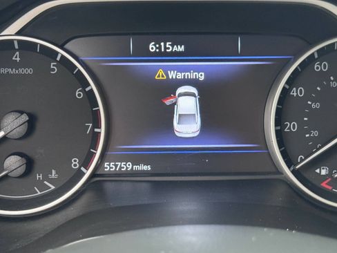 Used 2017 Nissan Maxima Platinum FWD image 22